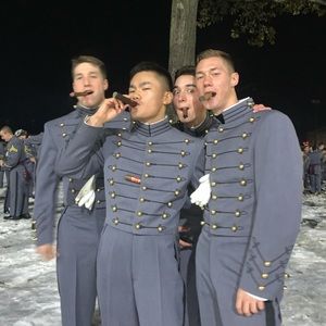 Meet your Posher, Peter